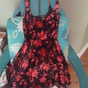 💃floral mini dress